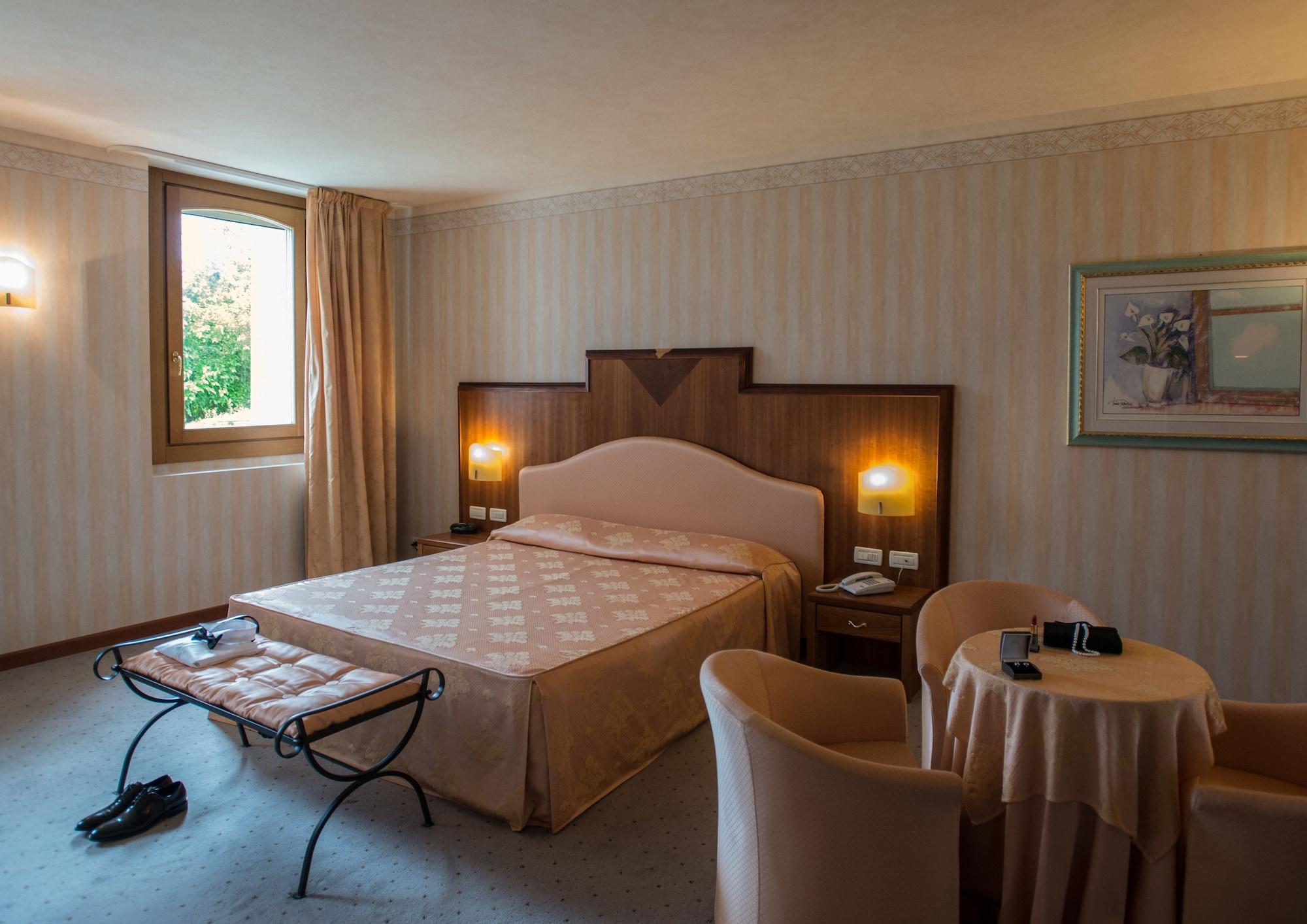Phi Astoria Hotel Susegana
